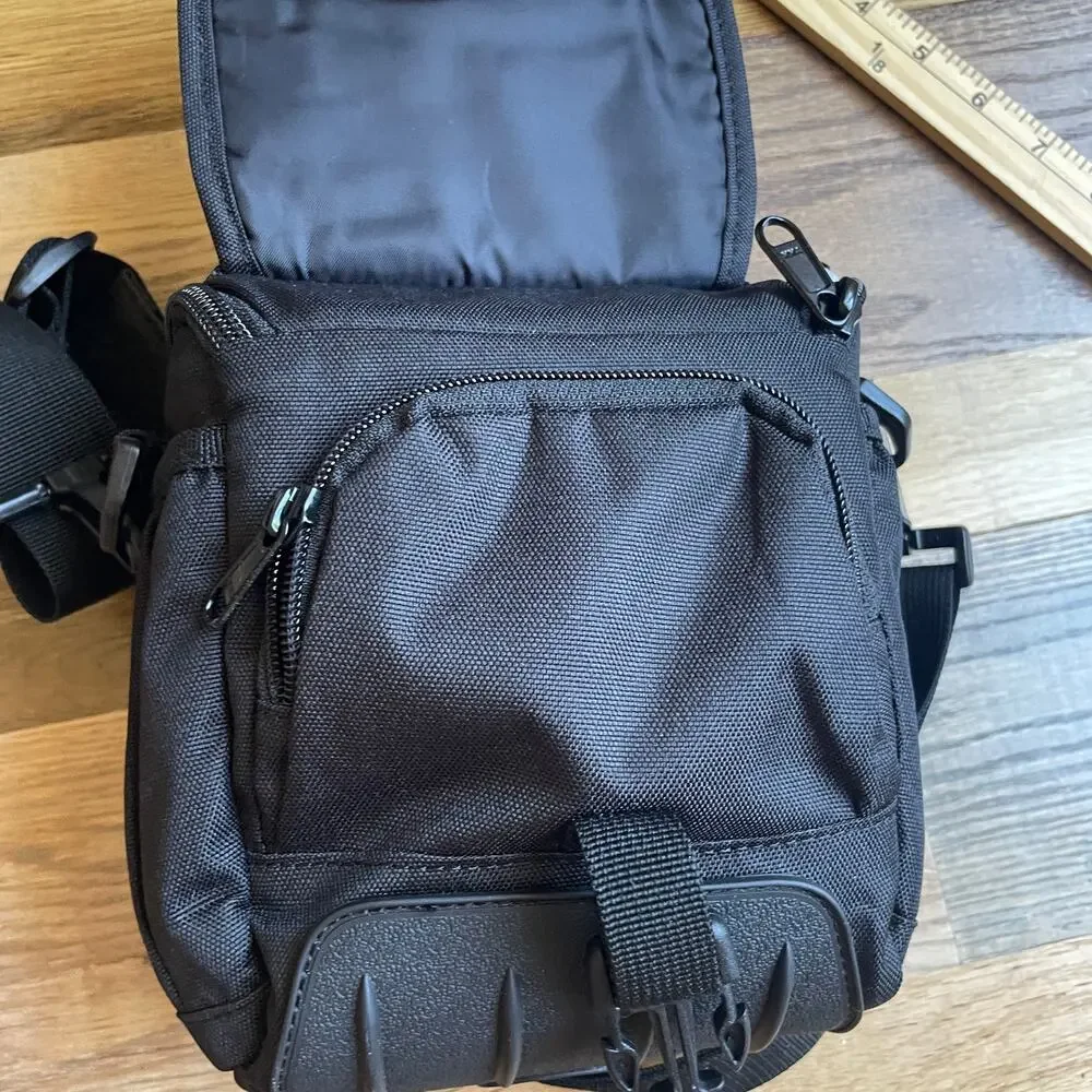 Lowepro Adventura SH 120 II Camera Bag Black Padded Shoulder Case DSLR